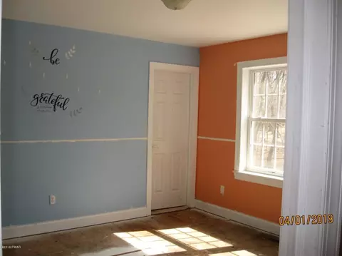 106 Apache Trl, Dingmans Ferry, PA 18328 photo 9