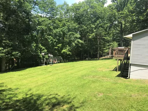 123 Chestnut St, Dingmans Ferry, PA 18328 photo 24