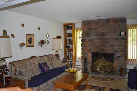 100 Wilson Hill Rd, Dingmans Ferry, PA 18328 photo 9
