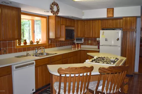 100 Wilson Hill Rd, Dingmans Ferry, PA 18328 photo 5