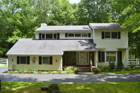 100 Wilson Hill Rd, Dingmans Ferry, PA 18328 photo 30
