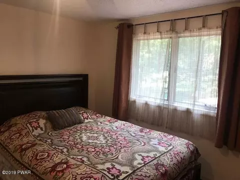 122 Hedge Dr, Dingmans Ferry, PA 18328 photo 17