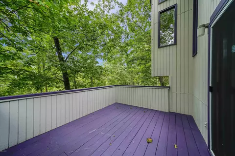 5348 E Woodbridge Dr, Bushkill, PA 18324 photo 24