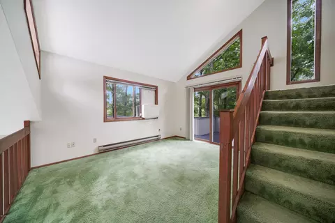 5348 E Woodbridge Dr, Bushkill, PA 18324 photo 13