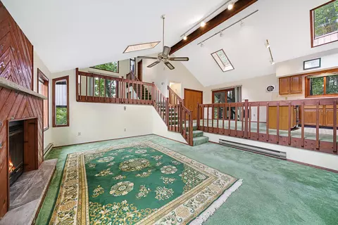 5348 E Woodbridge Dr, Bushkill, PA 18324 photo 4