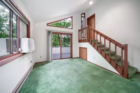 5348 E Woodbridge Dr, Bushkill, PA 18324 photo 12