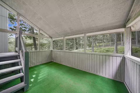 5348 E Woodbridge Dr, Bushkill, PA 18324 photo 21