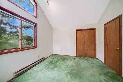 5348 E Woodbridge Dr, Bushkill, PA 18324 photo 17