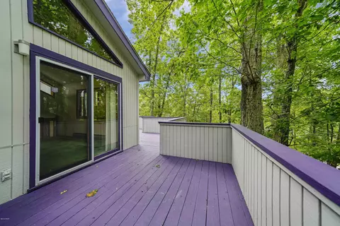 5348 E Woodbridge Dr, Bushkill, PA 18324 photo 25