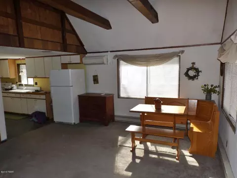 109 Heather Hill Rd, Dingmans Ferry, PA 18328 photo 9