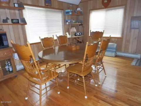 129 Fairview Dr, Dingmans Ferry, PA 18328 photo 5