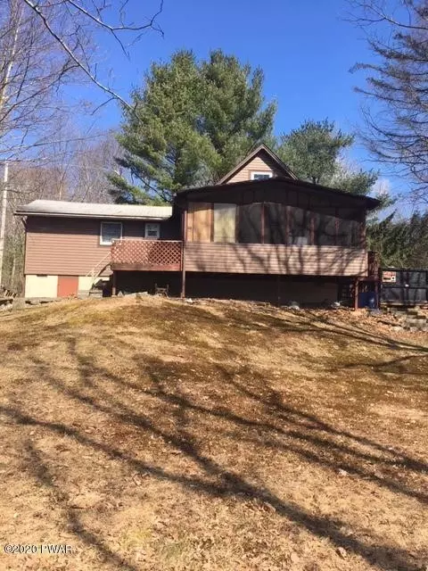 363 Wild Acres Dr, Dingmans Ferry, PA 18328 photo 5