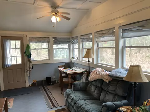 150 Doolan Rd, Dingmans Ferry, PA 18328 photo 10