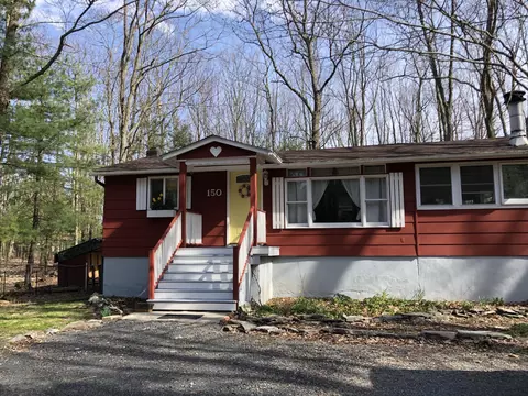 150 Doolan Rd, Dingmans Ferry, PA 18328 photo 1