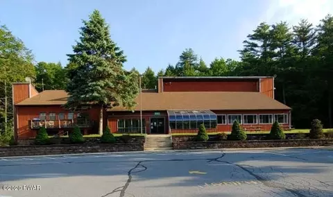 2237 Eagle Path, Bushkill, PA 18324 photo 31