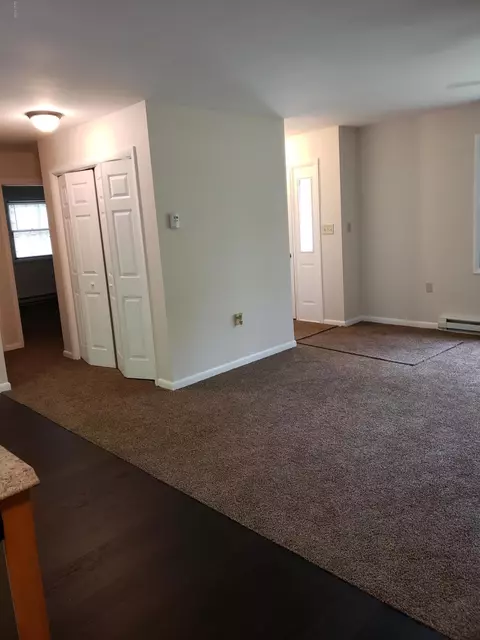 2237 Eagle Path, Bushkill, PA 18324 photo 7