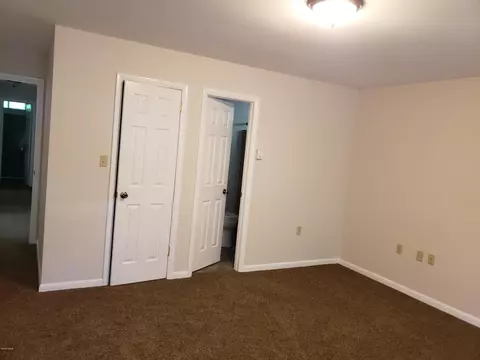 2237 Eagle Path, Bushkill, PA 18324 photo 21