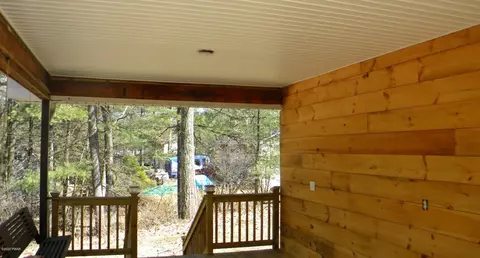 125 Pine Forest Rd, Greeley, PA 18425 photo 13