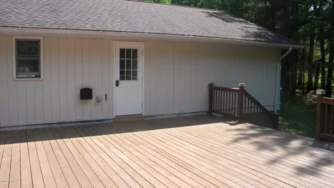 125 Pine Forest Rd, Greeley, PA 18425 photo 12