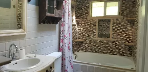 104 Palm Dr, Dingmans Ferry, PA 18328 photo 8