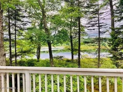 142 Marcel Dr, Dingmans Ferry, PA 18328 photo 3