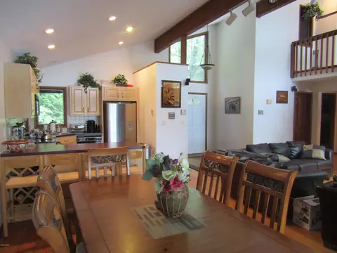 131 E Lake View Dr, Dingmans Ferry, PA 18328 photo 6