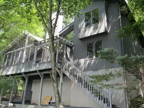 131 E Lake View Dr, Dingmans Ferry, PA 18328 photo 28