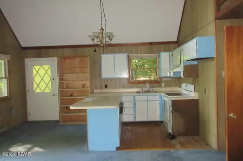 1113 Porter Dr, Bushkill, PA 18324 photo 34