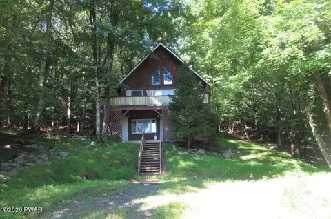 1113 Porter Dr, Bushkill, PA 18324 photo 4