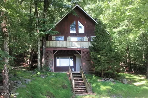 1113 Porter Dr, Bushkill, PA 18324 photo 3
