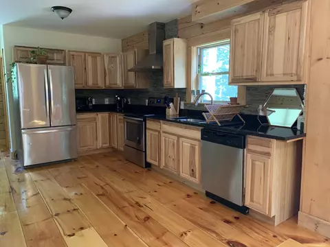 101 Beaver Ct, Dingmans Ferry, PA 18328 photo 3