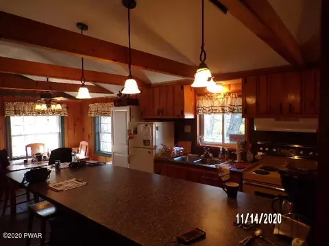 244 E Shore Dr, Dingmans Ferry, PA 18328 photo 7