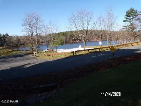 244 E Shore Dr, Dingmans Ferry, PA 18328 photo 6