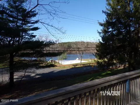 244 E Shore Dr, Dingmans Ferry, PA 18328 photo 5