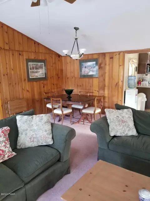 119 Crossing Way, Dingmans Ferry, PA 18328 photo 6