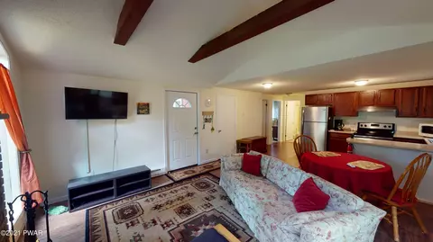 144 Spring Dr, Dingmans Ferry, PA 18328 photo 8