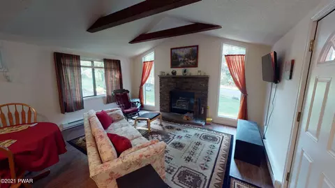 144 Spring Dr, Dingmans Ferry, PA 18328 photo 6
