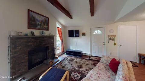 144 Spring Dr, Dingmans Ferry, PA 18328 photo 10