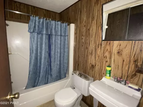 187 Marcel Dr, Dingmans Ferry, PA 18328 photo 10