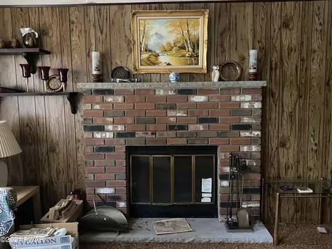 187 Marcel Dr, Dingmans Ferry, PA 18328 photo 9