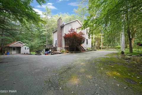 101 Seneca Trl, Dingmans Ferry, PA 18328 photo 3