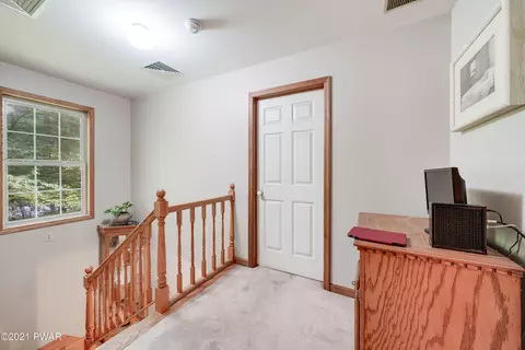 101 Seneca Trl, Dingmans Ferry, PA 18328 photo 19