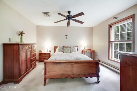 101 Seneca Trl, Dingmans Ferry, PA 18328 photo 21