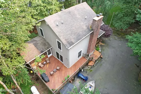 101 Seneca Trl, Dingmans Ferry, PA 18328 photo 6