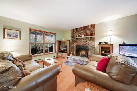 101 Seneca Trl, Dingmans Ferry, PA 18328 photo 13