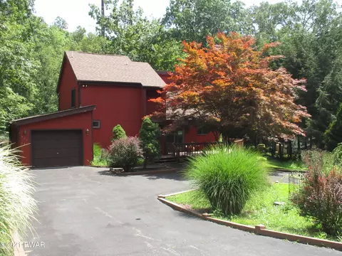397 Saunders Dr, Bushkill, PA 18324 photo 26