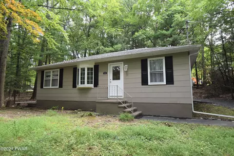 108 Outer Dr, Dingmans Ferry, PA 18328 photo 1