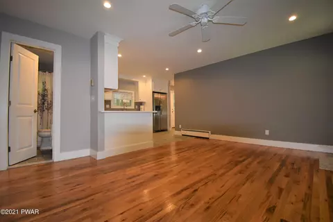 108 Outer Dr, Dingmans Ferry, PA 18328 photo 9