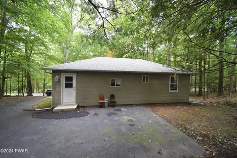 108 Outer Dr, Dingmans Ferry, PA 18328 photo 20