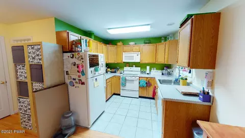 103 Summer Dr, Dingmans Ferry, PA 18328 photo 10